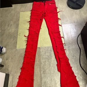 Focus stacked jeans red